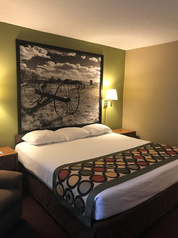 Super 8 By Wyndham Aberdeen East Dış mekan fotoğraf